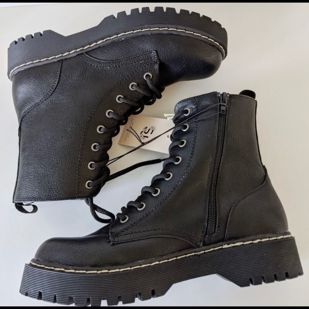 New! Sincerely Jules Combat boots - Picture 15 of 15
